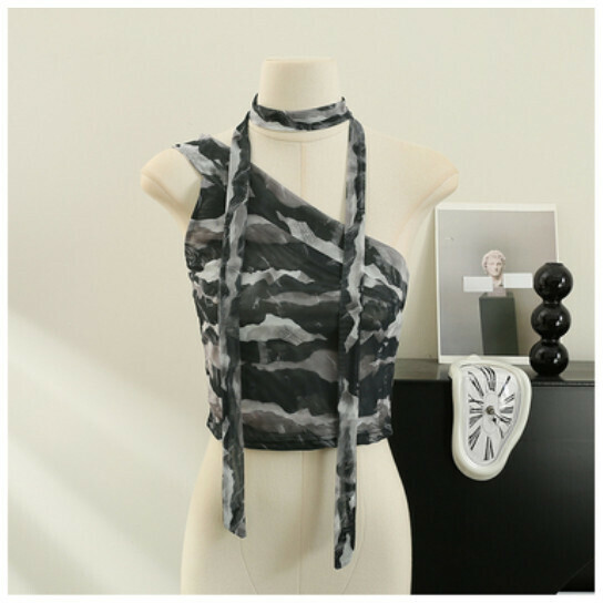 Camisole halterneck slim short bandeau top (2# black) (one size)】