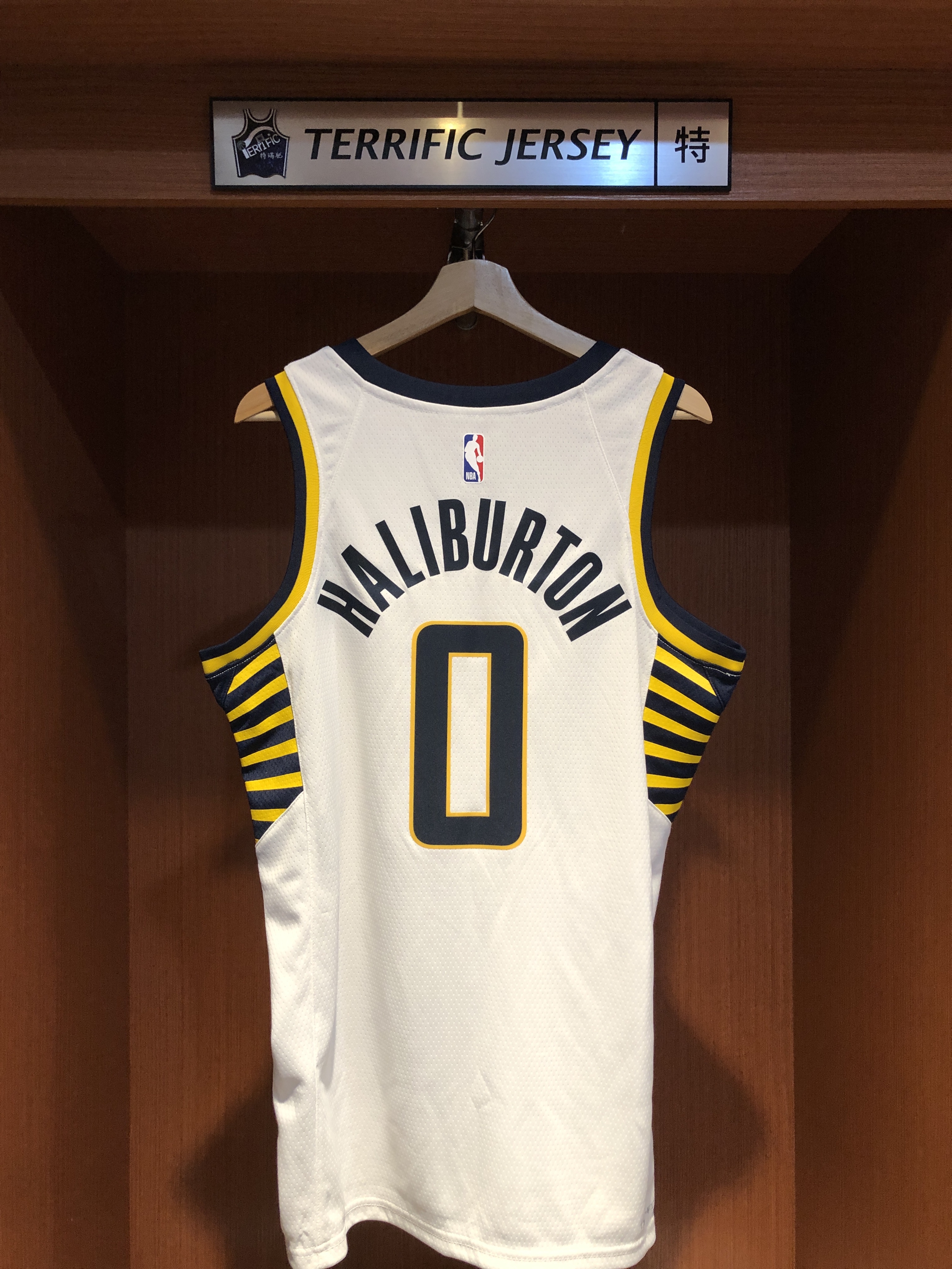 NBA球衣 Tyrese Haliburton 印第安那溜馬白 Association Nike Swingman 球迷版 熱轉印 全新