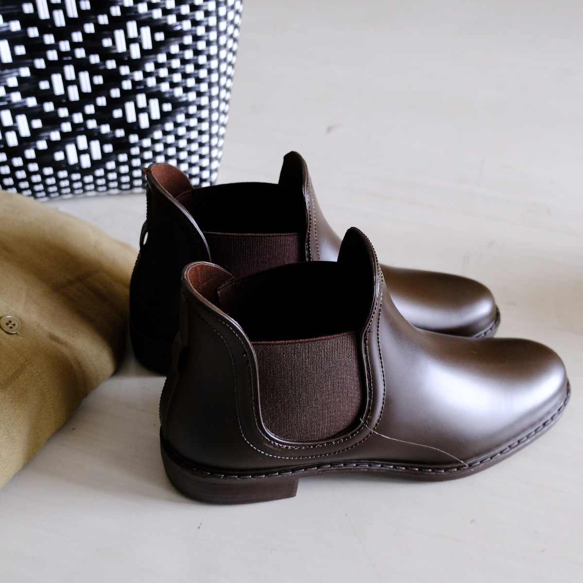 超好走女鞋側邊防雨短靴