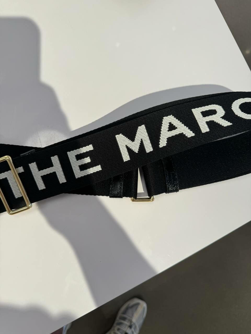 S] MARC JACOBS M0014596065 STRAP LOGO MOTIF STRAP,BLACK/GOLD