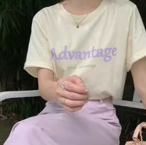 Alphabet casual T-shirt (apricot one-size-fits-all)】