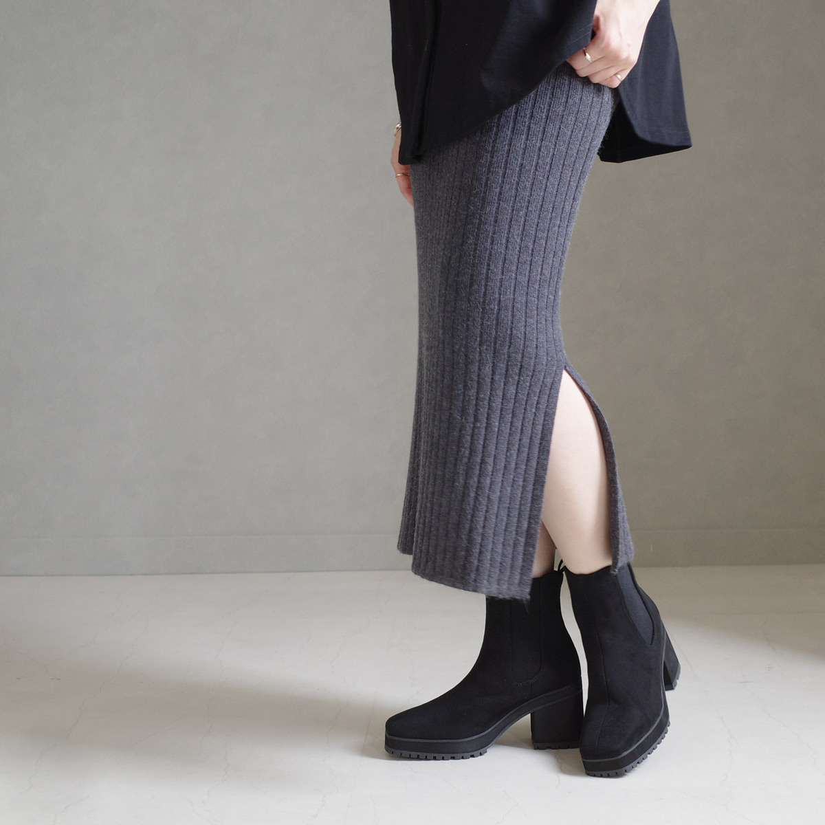 方頭彈性側邊切爾西靴 超好走女鞋