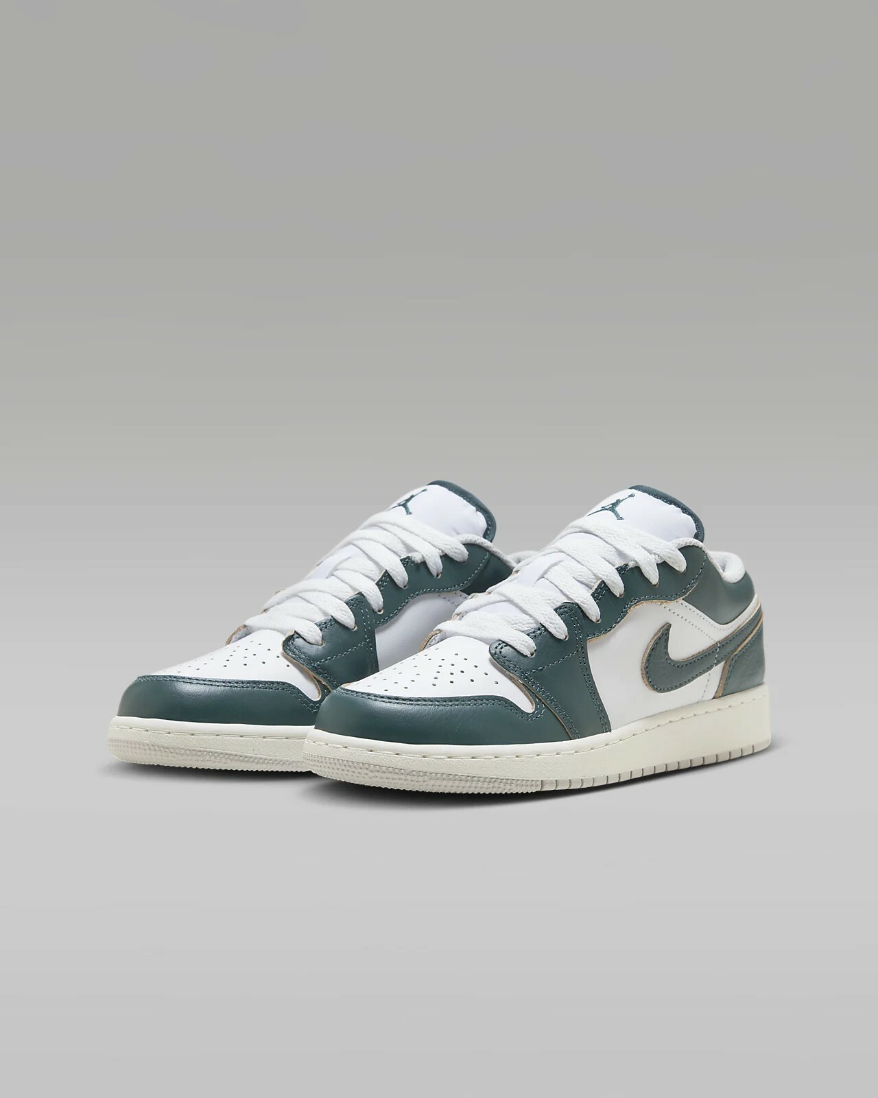 KTQ STORE ‧ AIR JORDAN 1 LOW SE (GS) "OXIDIZED GREEN 氧化綠 FQ8041-300