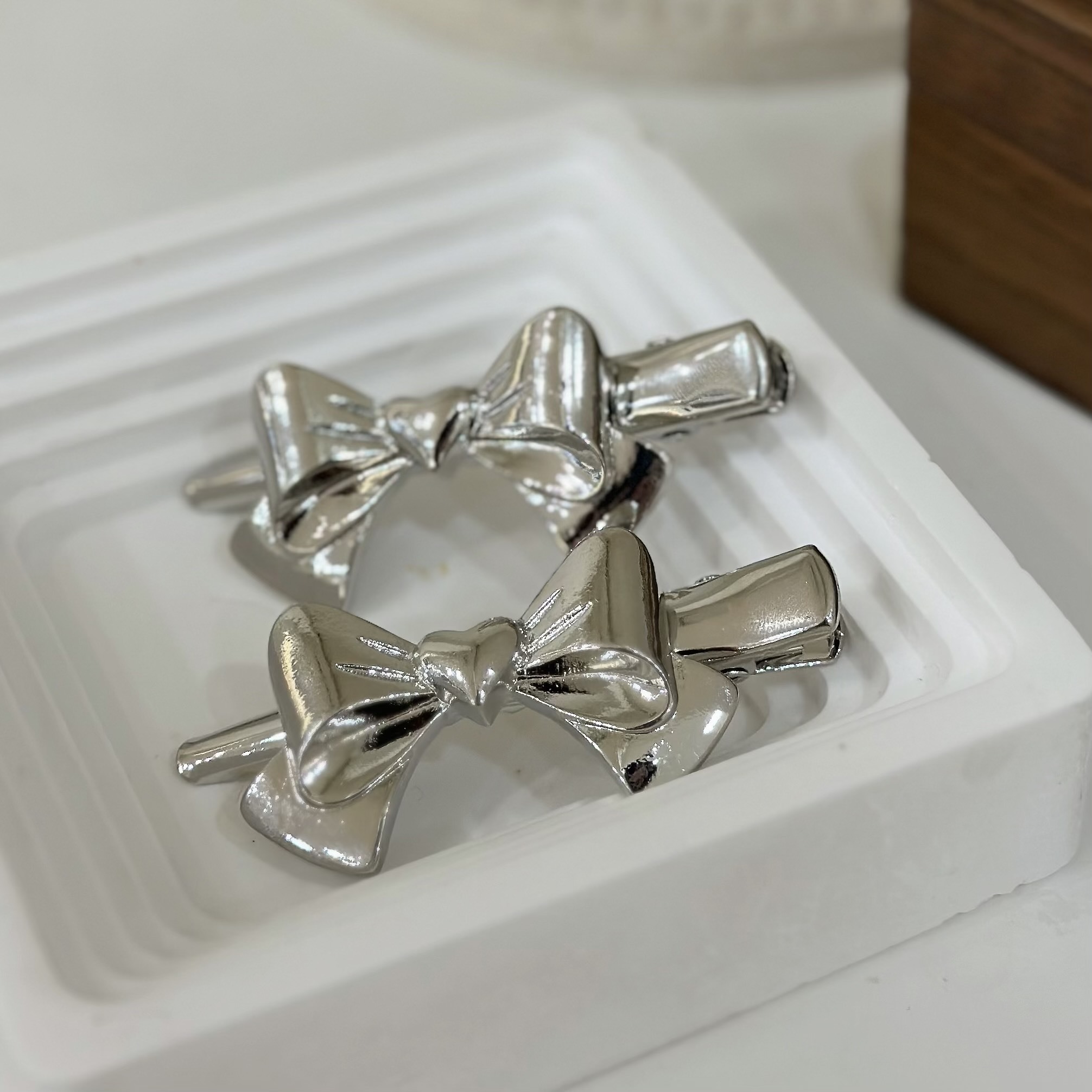 V37立體蝴蝶結對夾（一組）