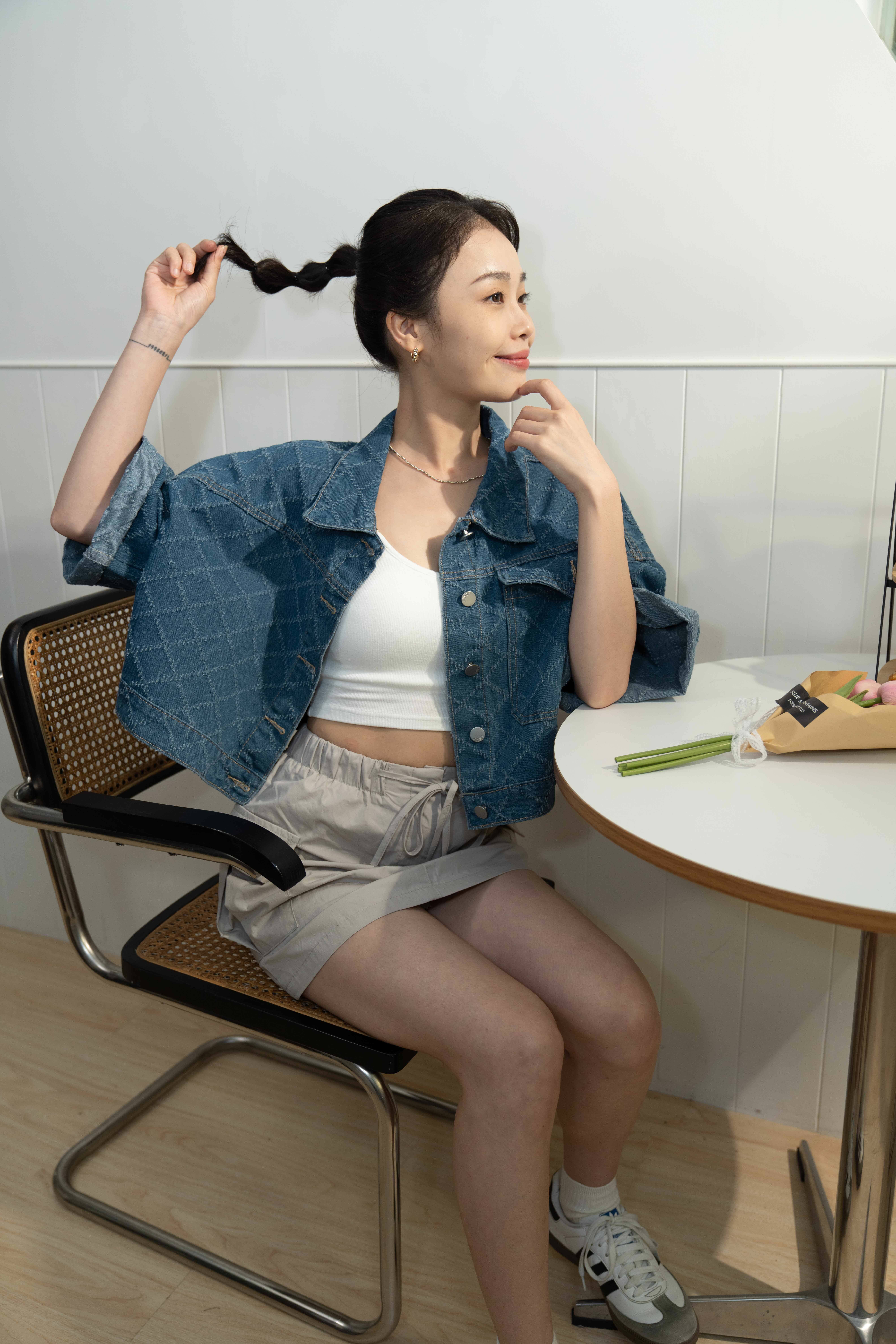 時髦感牛仔短袖外套