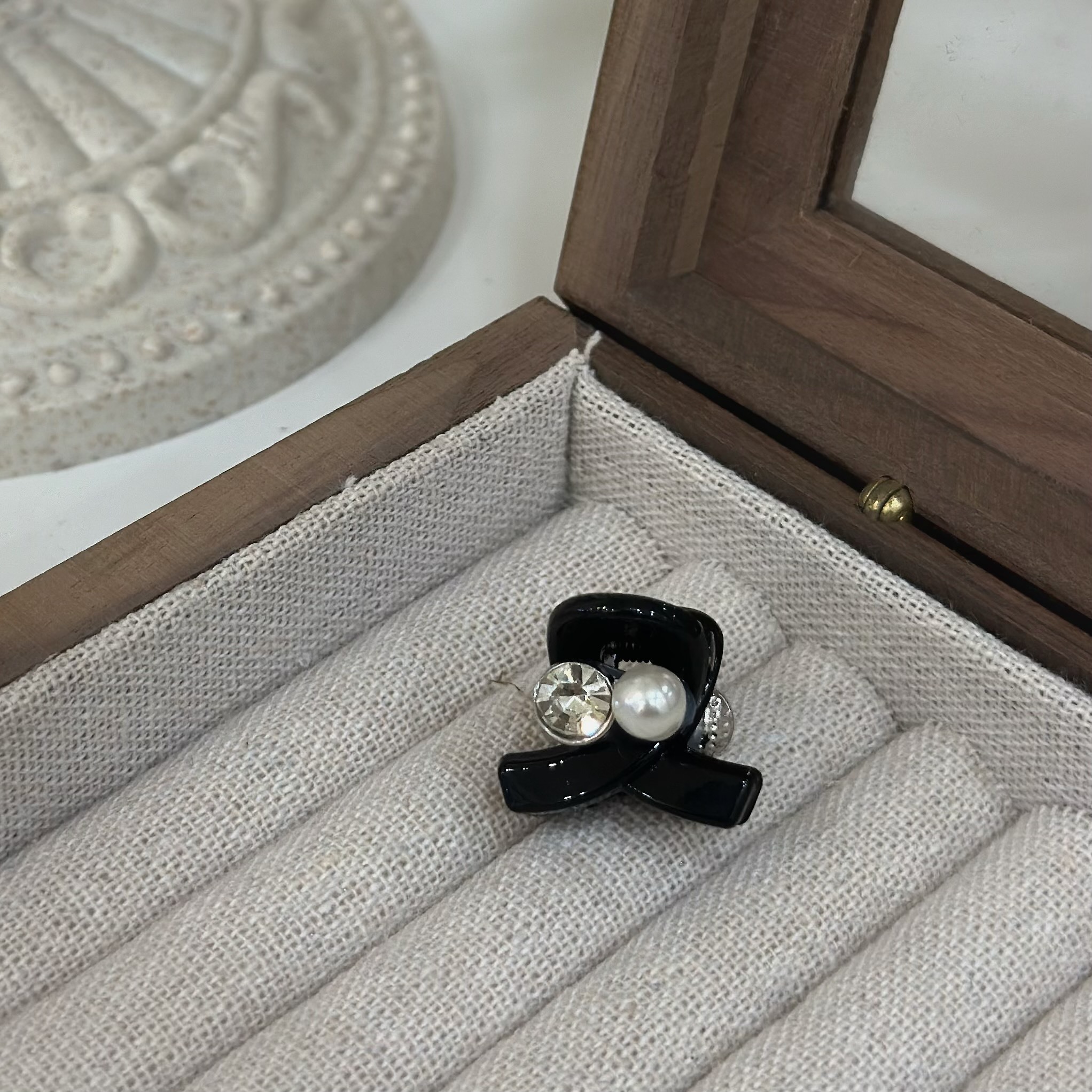 V33圓鑽珍珠小抓夾