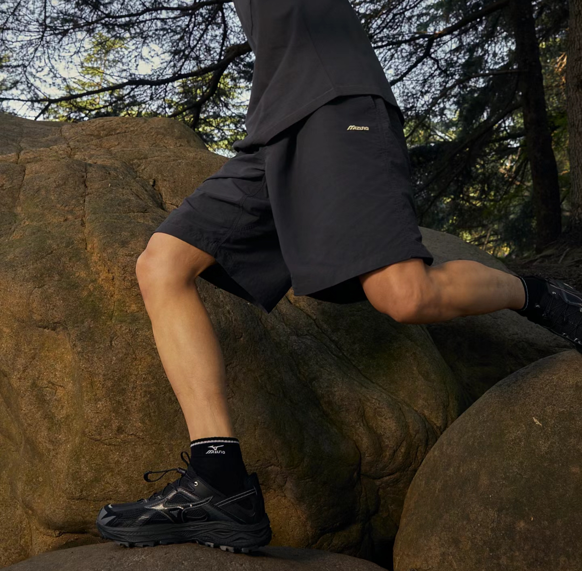 Mizuno ★ Racer Trail SE Black ★ MIZUNO RACER TRAIL SE - COEVAL Magazine