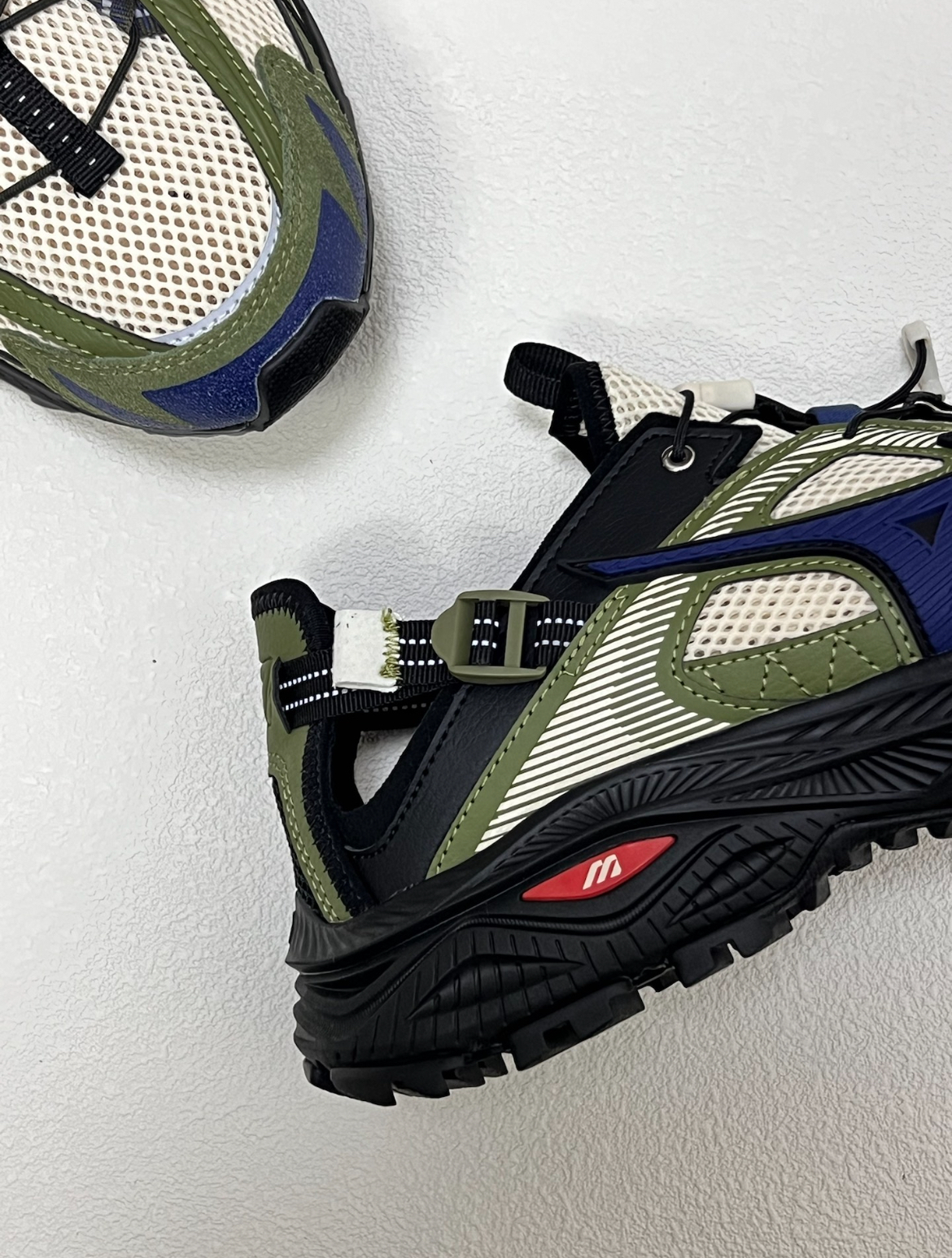 【代購】Mizuno Racer Trail SE ''Olive'' 機能涼鞋 橄欖綠 D1GH241901