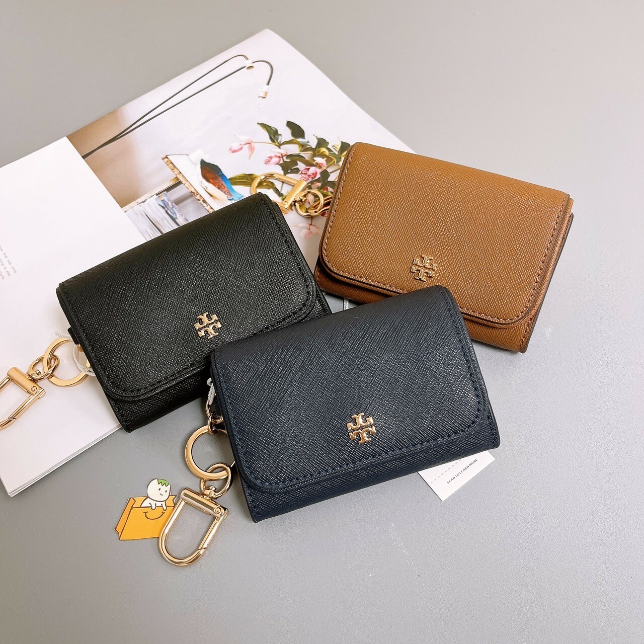 tory-burch-emerson-cardcase