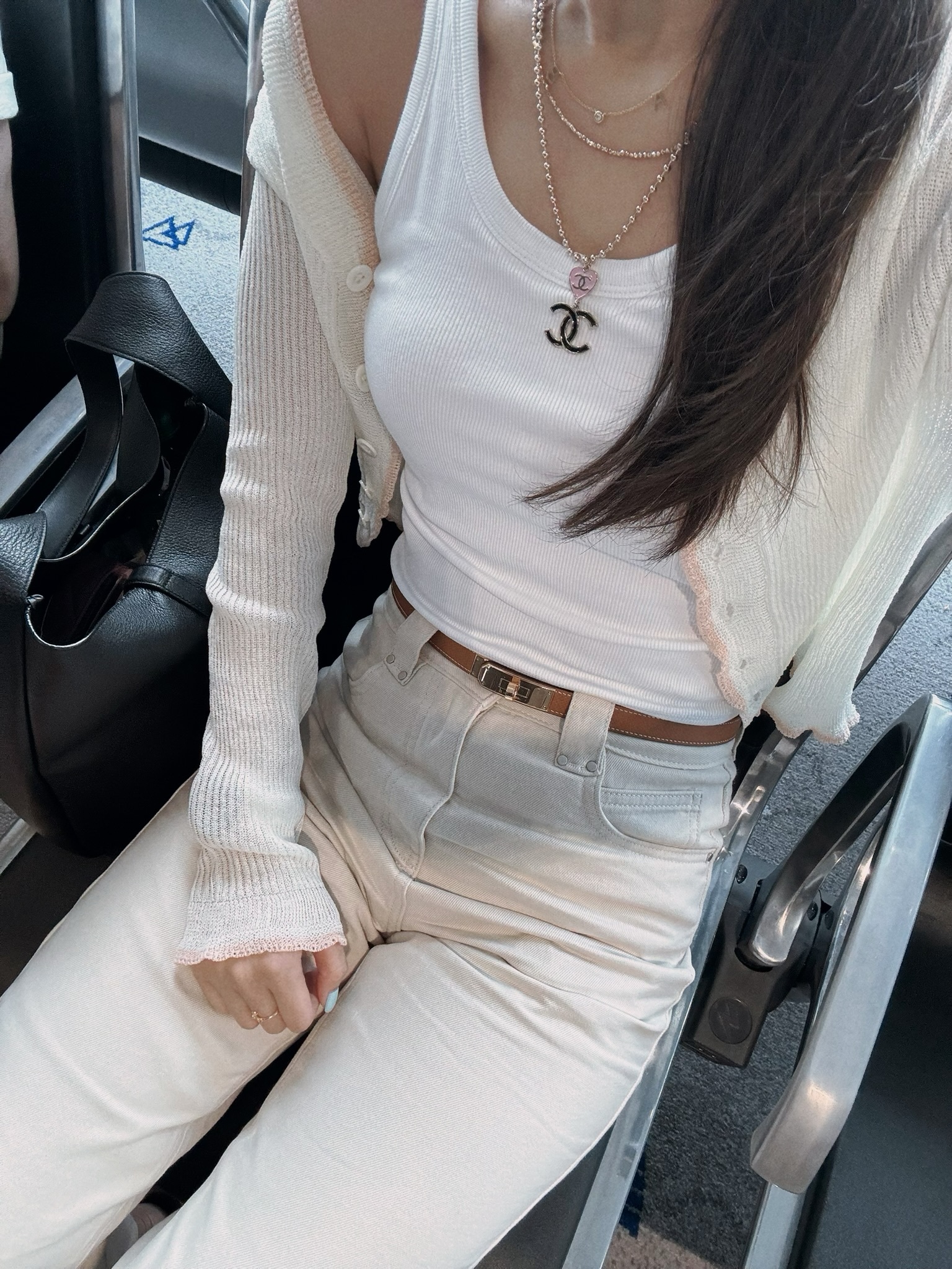 輕薄的針織小外套