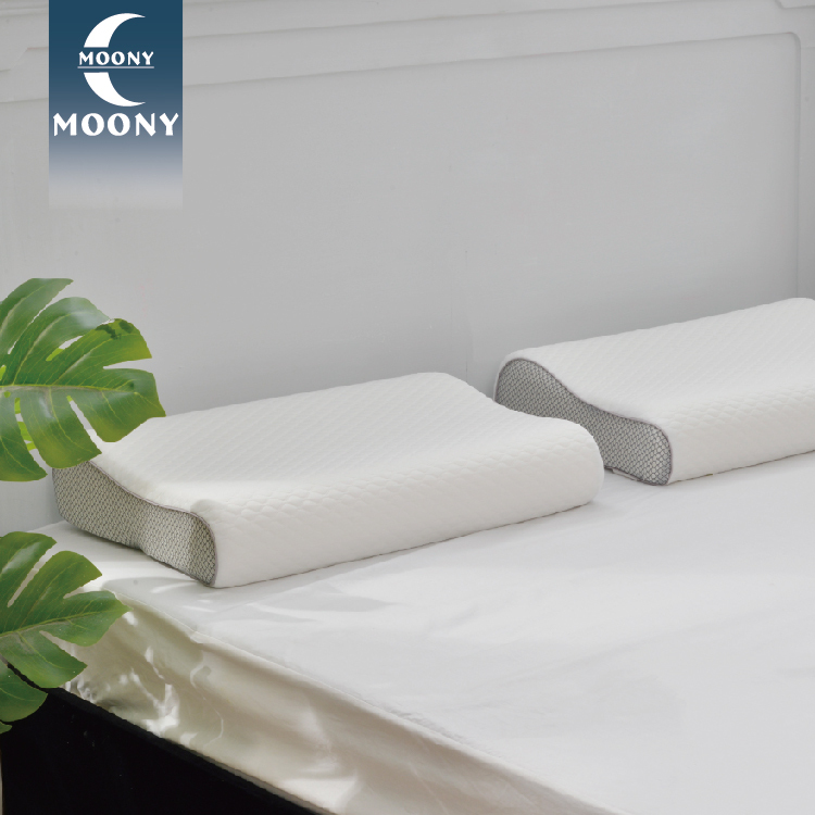 【Moony】 冰絲涼感人體工學型記憶枕