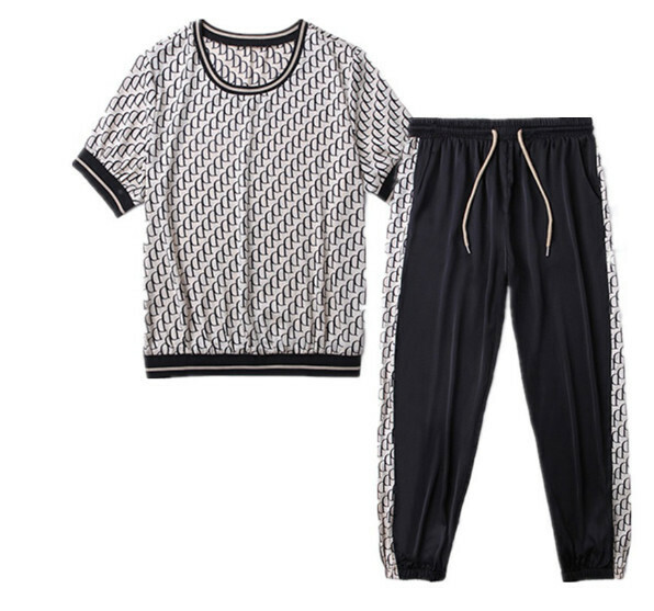 Korean casual print two-piece set [white] (size: M-3XL) (contact customer service to confirm the shipping size after placing an order)]
