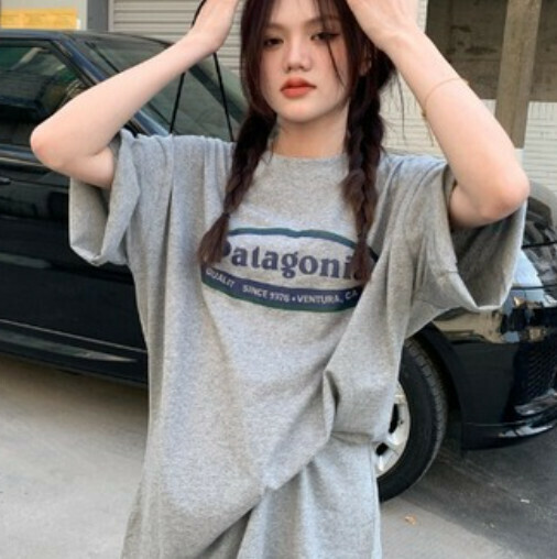 Casual half-sleeved T-shirt (gray one-size-fits-all)】