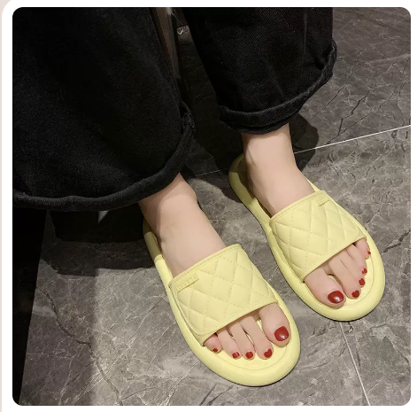 Lingge high-end soft-soled sandals (yellow upgraded version/size 36-41) (contact customer service to confirm the shipping size after placing an order)】