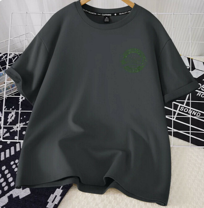 Casual loose short-sleeved T-shirt (quiet gray forest badge S-2XL size) (contact customer service to confirm the shipping size after placing an order)】