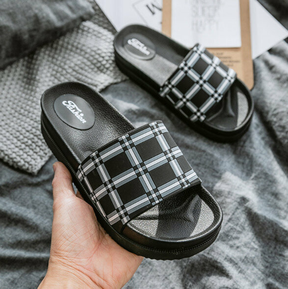 The flatform cake is non-slip and thickened, and can be worn with slippers (size 35-39, color 4 colors are optional, please confirm with customer service after placing an order)