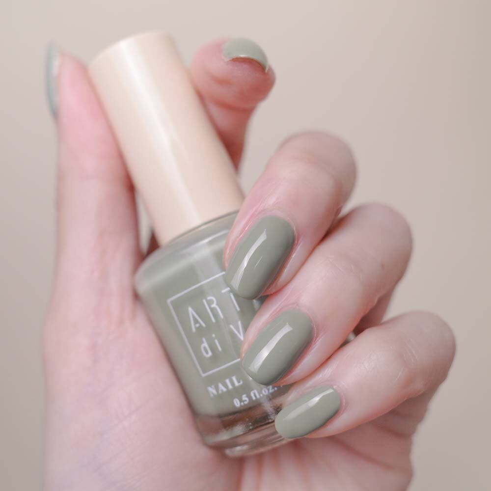 ARTiS di Voce 彩色指甲油 LC157