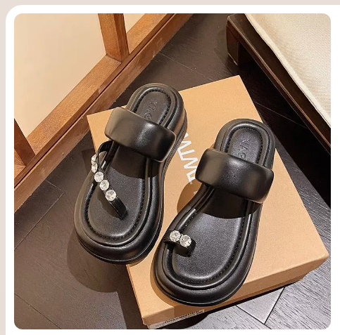 Lightweight flip-flops (black upgrade/size 35-40) (contact customer service to confirm the shipping size after placing an order)】