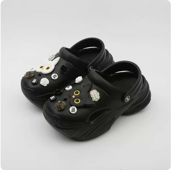 Summer Daddy Thick-bottomed Hole Baotou Slippers (1917-1 Black and White Cat) [36-41 size] [Contact customer service to confirm the shipping size after placing an order]]