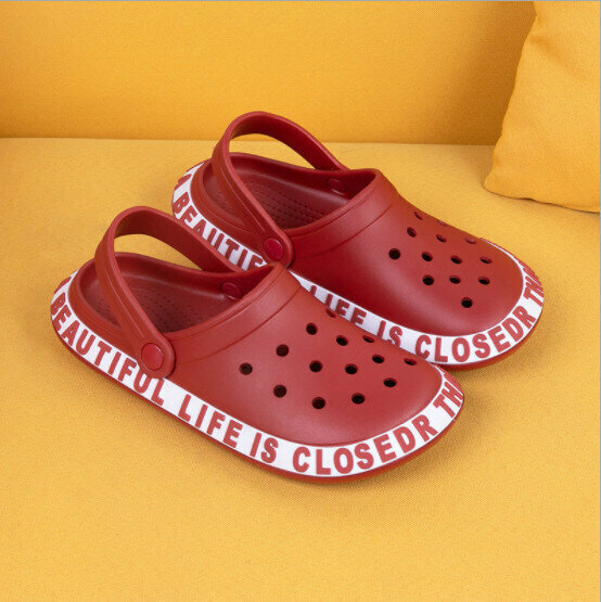Soft-soled couple's outdoor hole slippers (size 35-45, color 5 colors optional, please confirm with customer service after placing an order)
