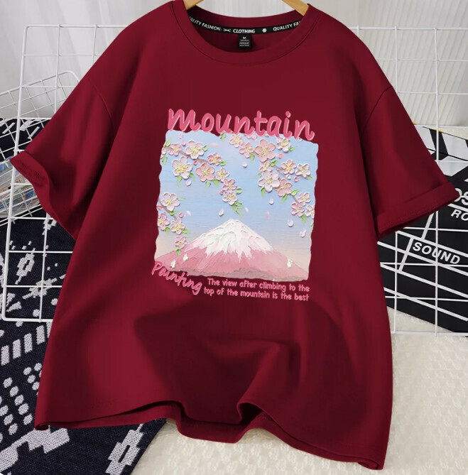 Casual loose short-sleeved T-shirt (burgundy mountain top view S-2XL size) (contact customer service to confirm the shipping size after placing an order)】