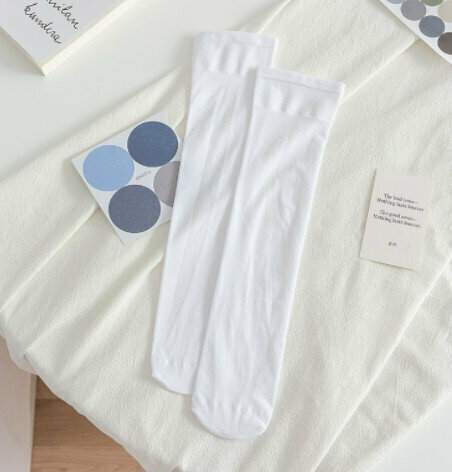 【4 pairs】Summer women's velvet high socks (white)