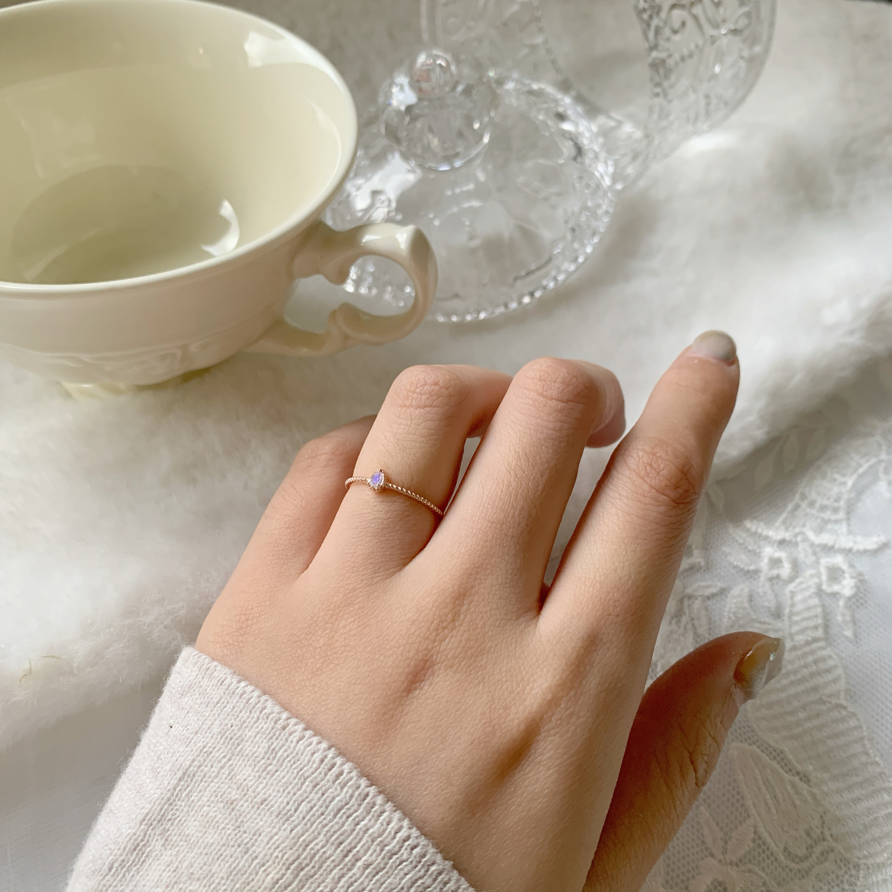 巴洛克水滴月光石戒指