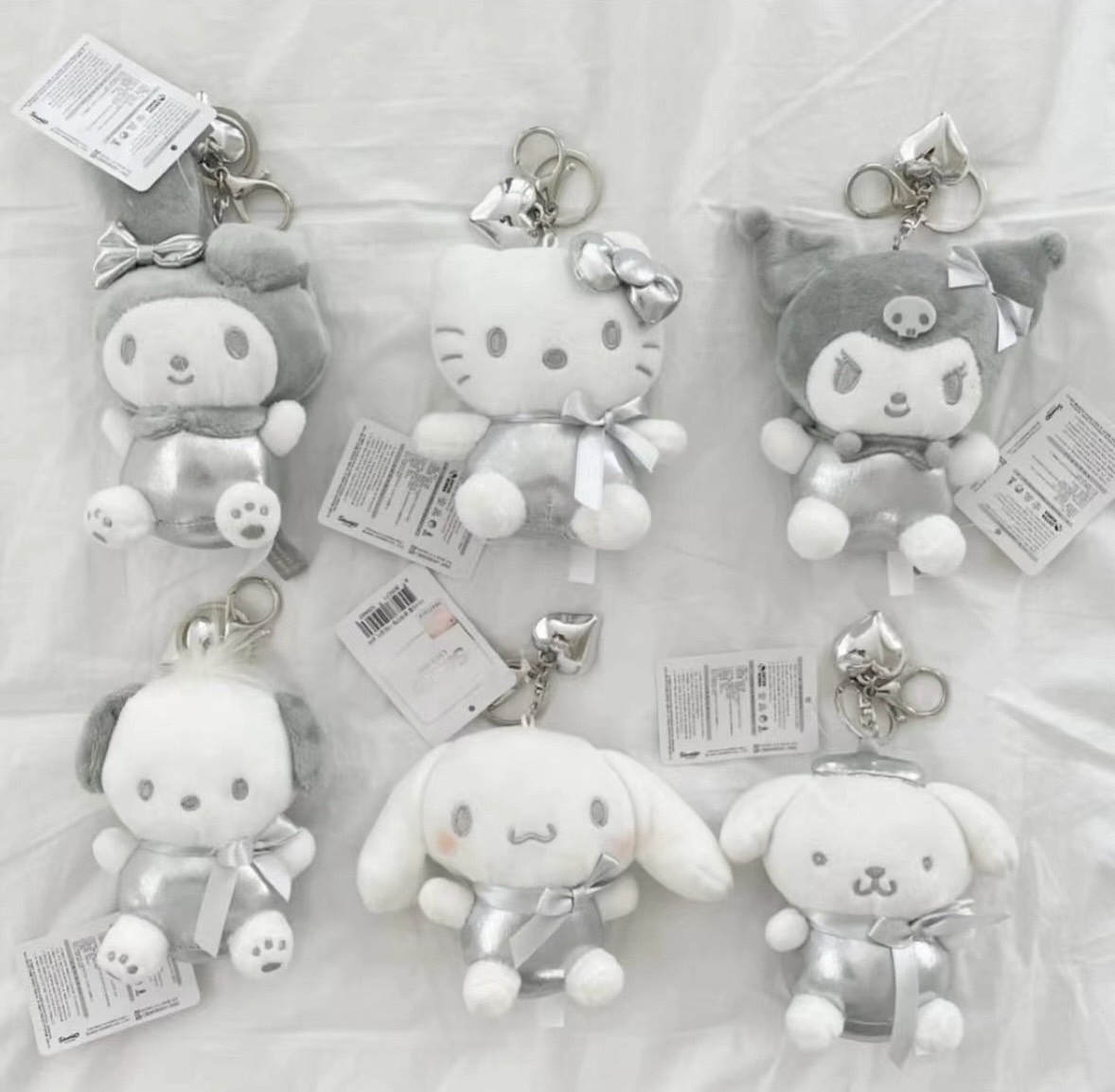 【現貨】 🇰🇷韓國限定 正版三麗鷗 銀色系列 娃娃吊飾 鑰匙圈 kitty 大耳狗 帕恰狗 酷洛米