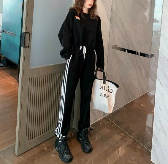 Loose sweatshirt leggings two-piece set [black] (size: S-XL) (contact customer service to confirm the shipping size after placing an order)