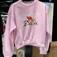[S] ADLV THE POWERPUFF GIRLS X ACMEDELAVIE LOGO CROP SWEATSHIRT,LIGHT PINK [PO DELIVERY TIME 6-8WEEKS], ADLV24SS-SWLGPG-LPK (SAV336)