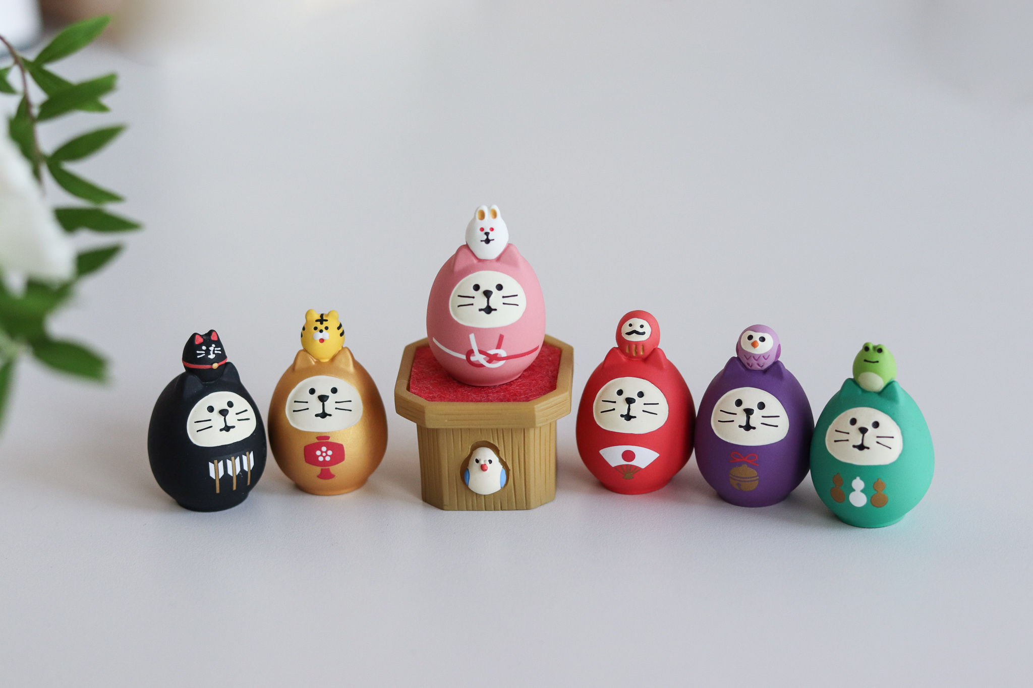 Decole 福運貓咪達摩 鳩三寶