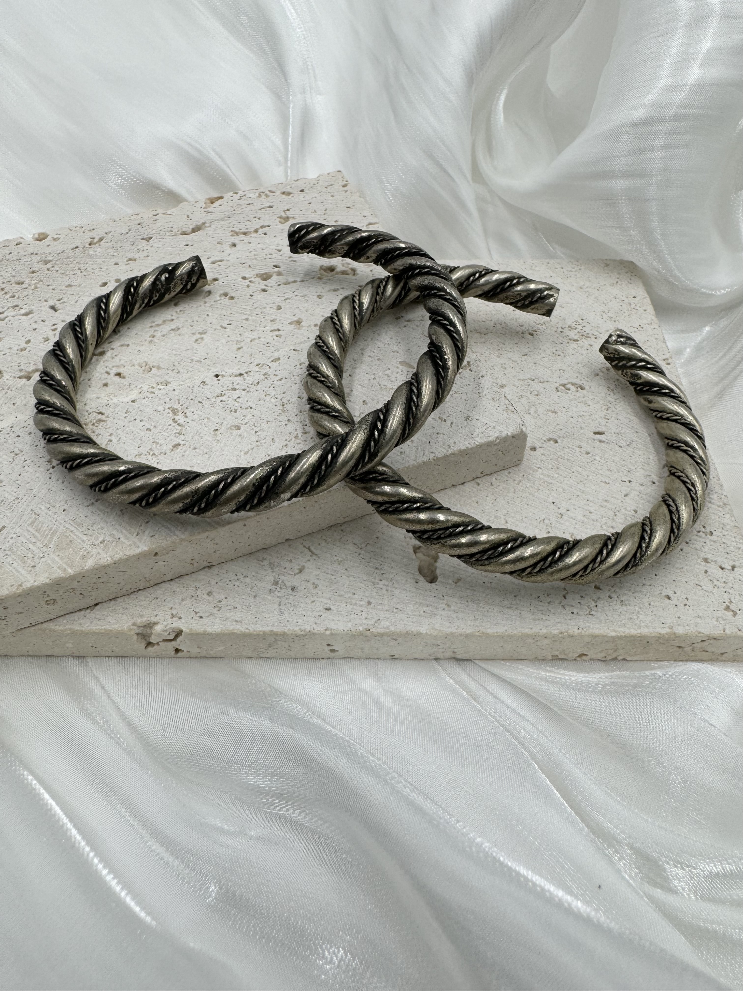 No.6(對)-手工藏銀編織麻花手鐲