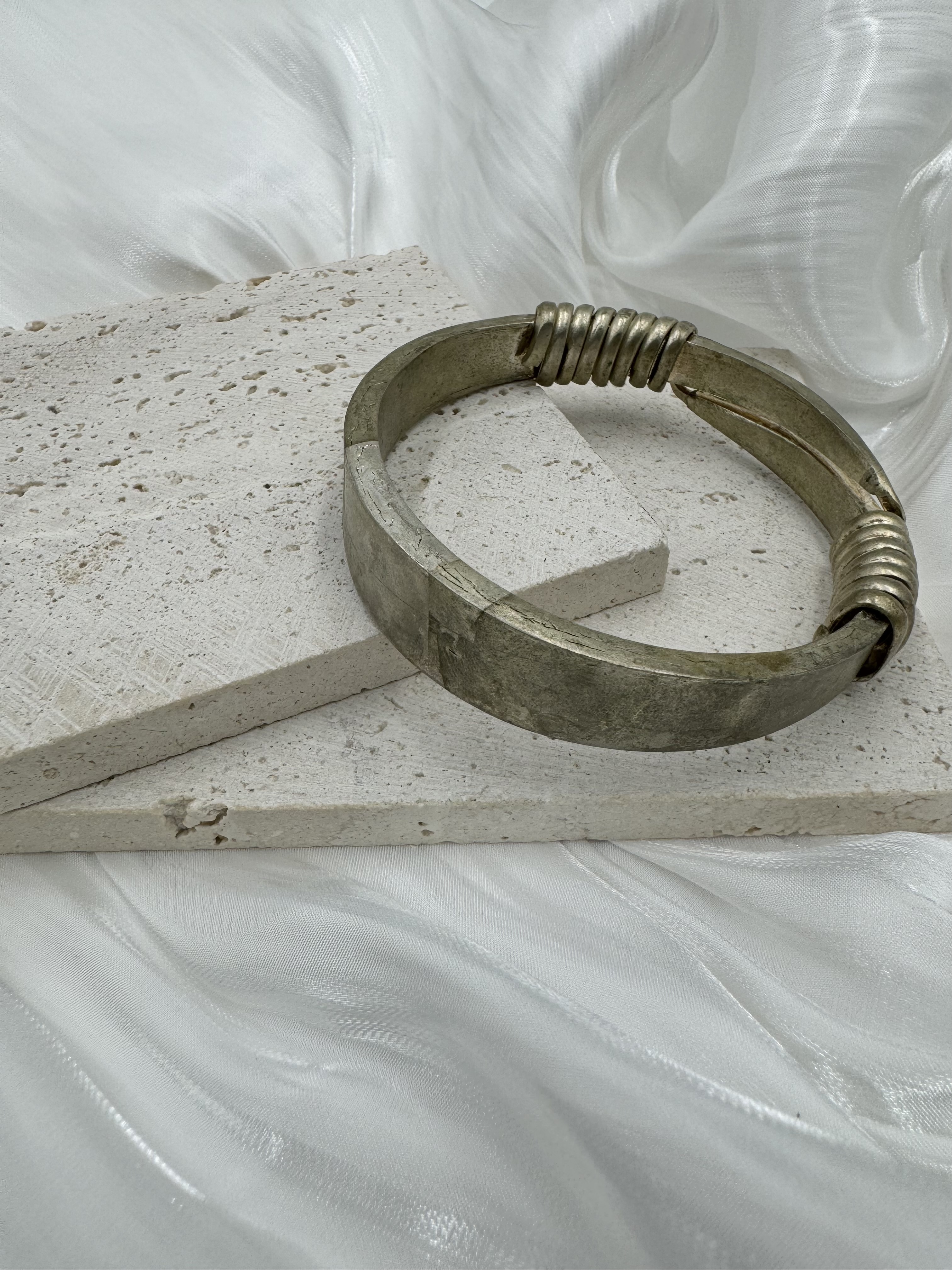 No.7(只)-素面九圈亮銀實心寬大手鐲7cm