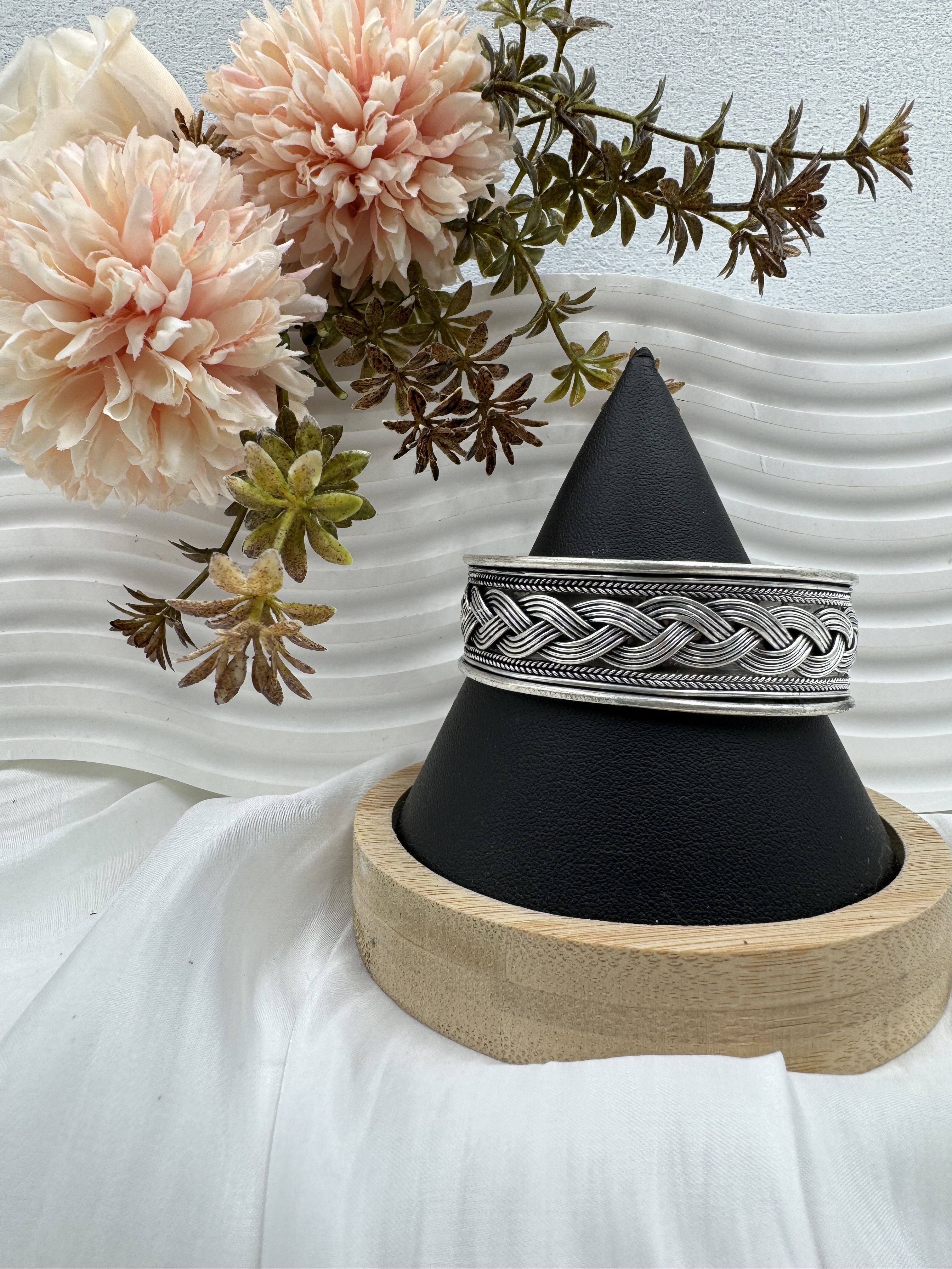 No.10(只)-手工藏銀扭絲編織窄手鐲