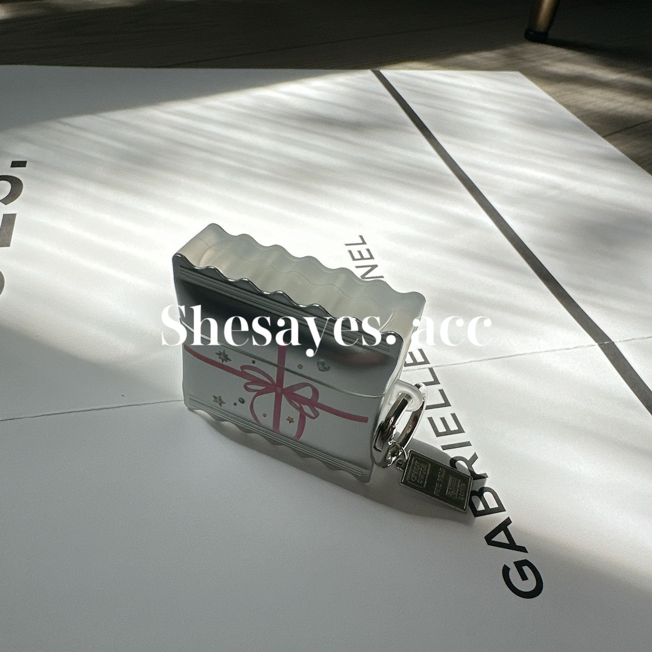 AirPods｜銀色蝴蝶結糖果耳機套