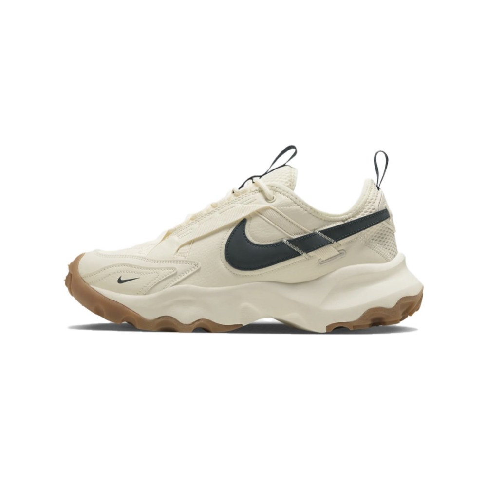 W Nike TC 7900 奶白 DD9682-103