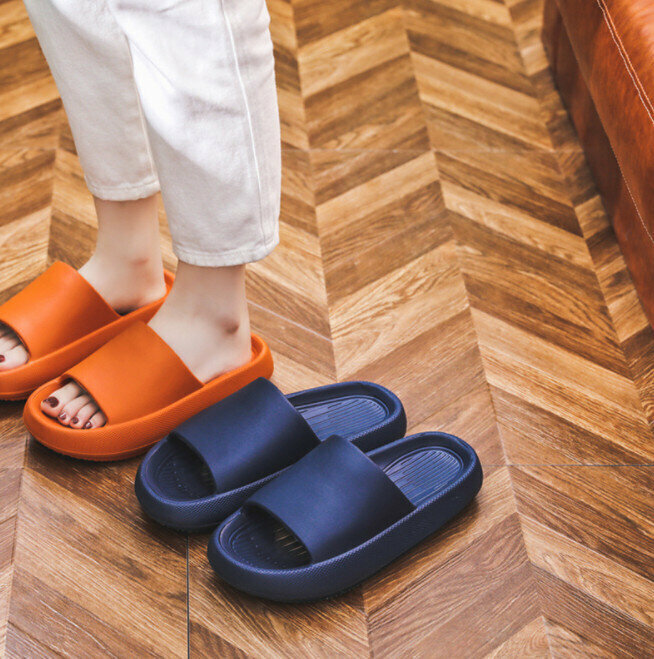 EVA stepping on feeling thick-soled couple home slippers (size 36-45 color 8 colors optional, please confirm with customer service after placing an order)
