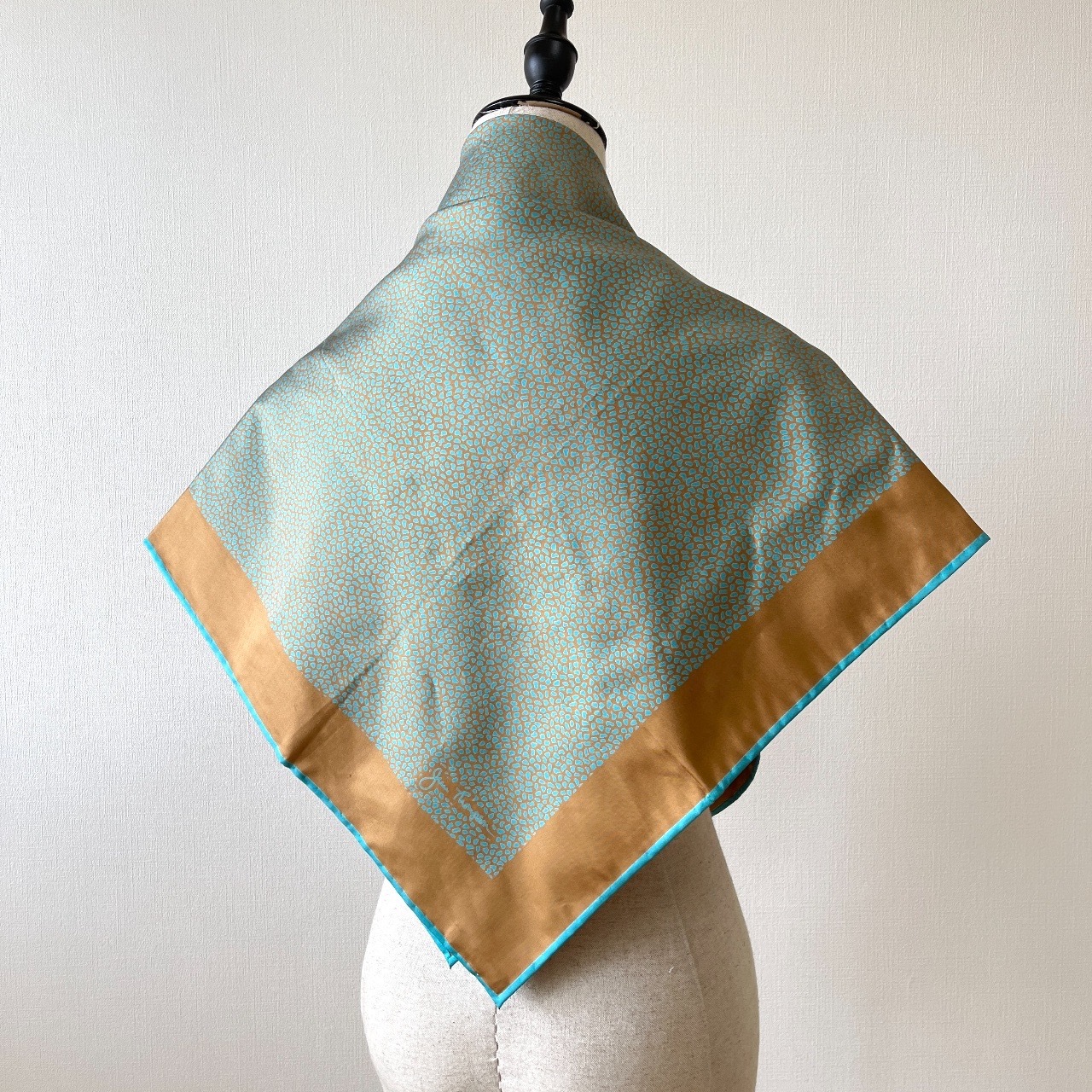 Jim Thompson 金色×Tiffany Blue色絲巾