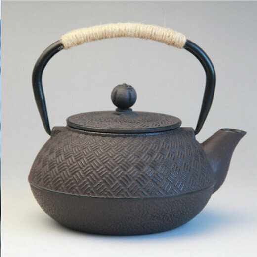 熱推復古帶過濾網鐵茶壺（800ml草席銹色)
