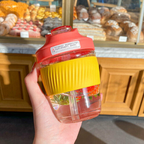 Hotly recommended accompanying water glass [Glass Grapefruit Red + Goose Yellow 350ml]