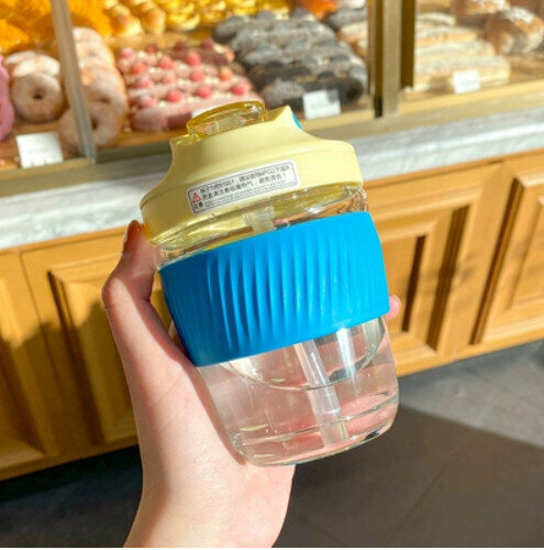 Hotly recommended portable water cup [glass style cream yellow + lake blue 350ml]