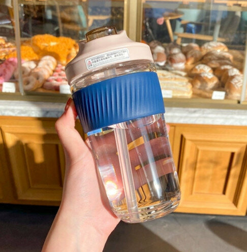 Hotly recommended portable water bottle [Tritan material apricot gray + ink blue 550ml]