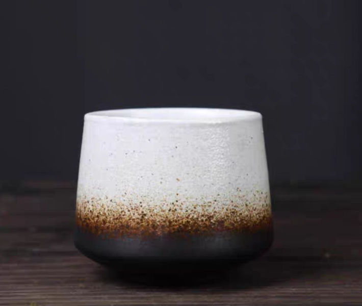 Hot Retro Stoneware Tea Cup (Gradient White)