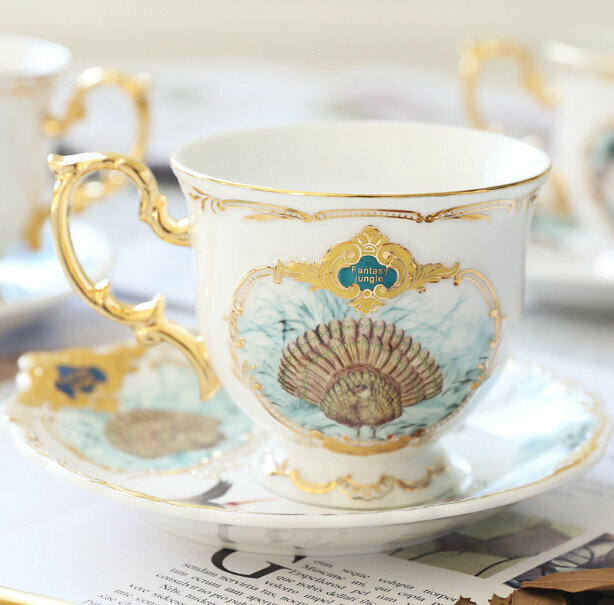 Popular ceramic coffee cup with spoon (Peacock Pheasant, capacity 220ML)