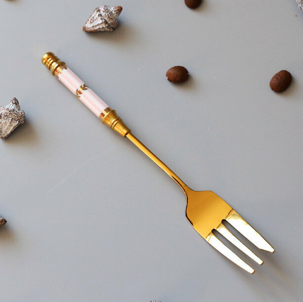 The new Nordic fruit fork set is 14.1cm long (Jinshangfen)