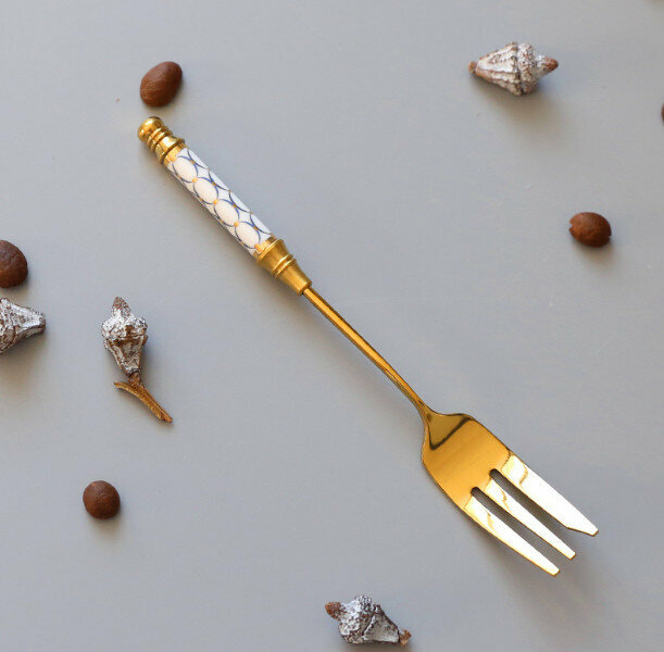The new Nordic fruit fork set is 14.1cm long (remarkable blue)