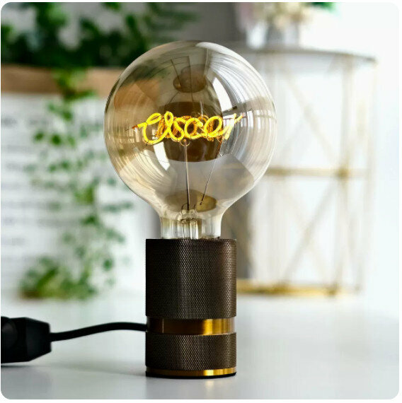 Popular ambient warm light [4W] [Oscar bulb + grid desk lamp holder]