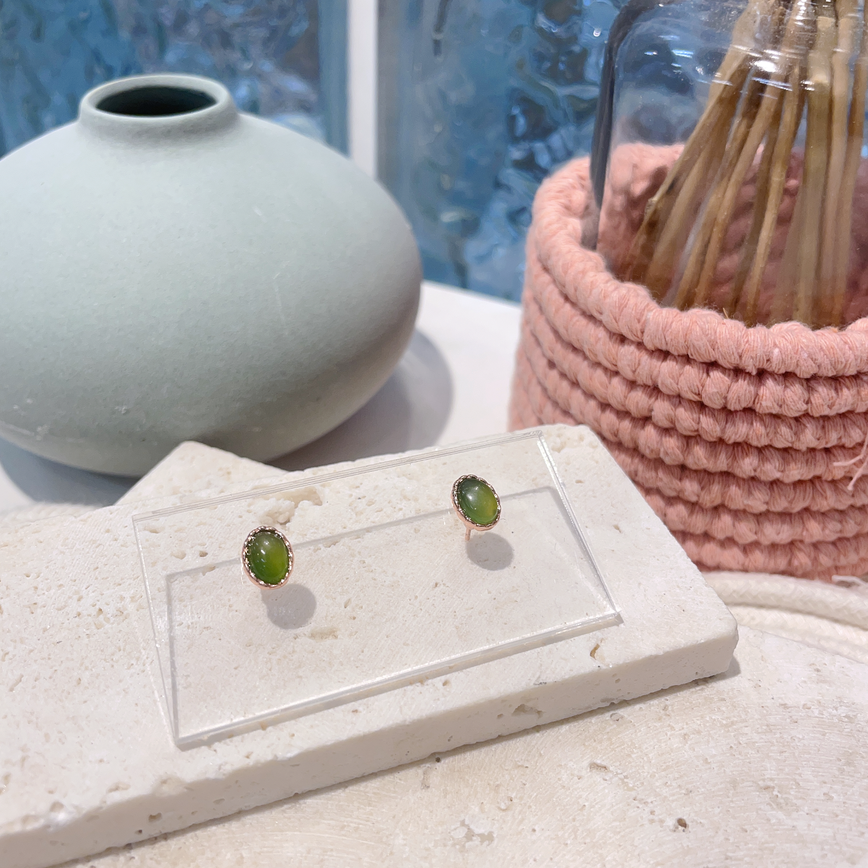 E552 和田玉耳環