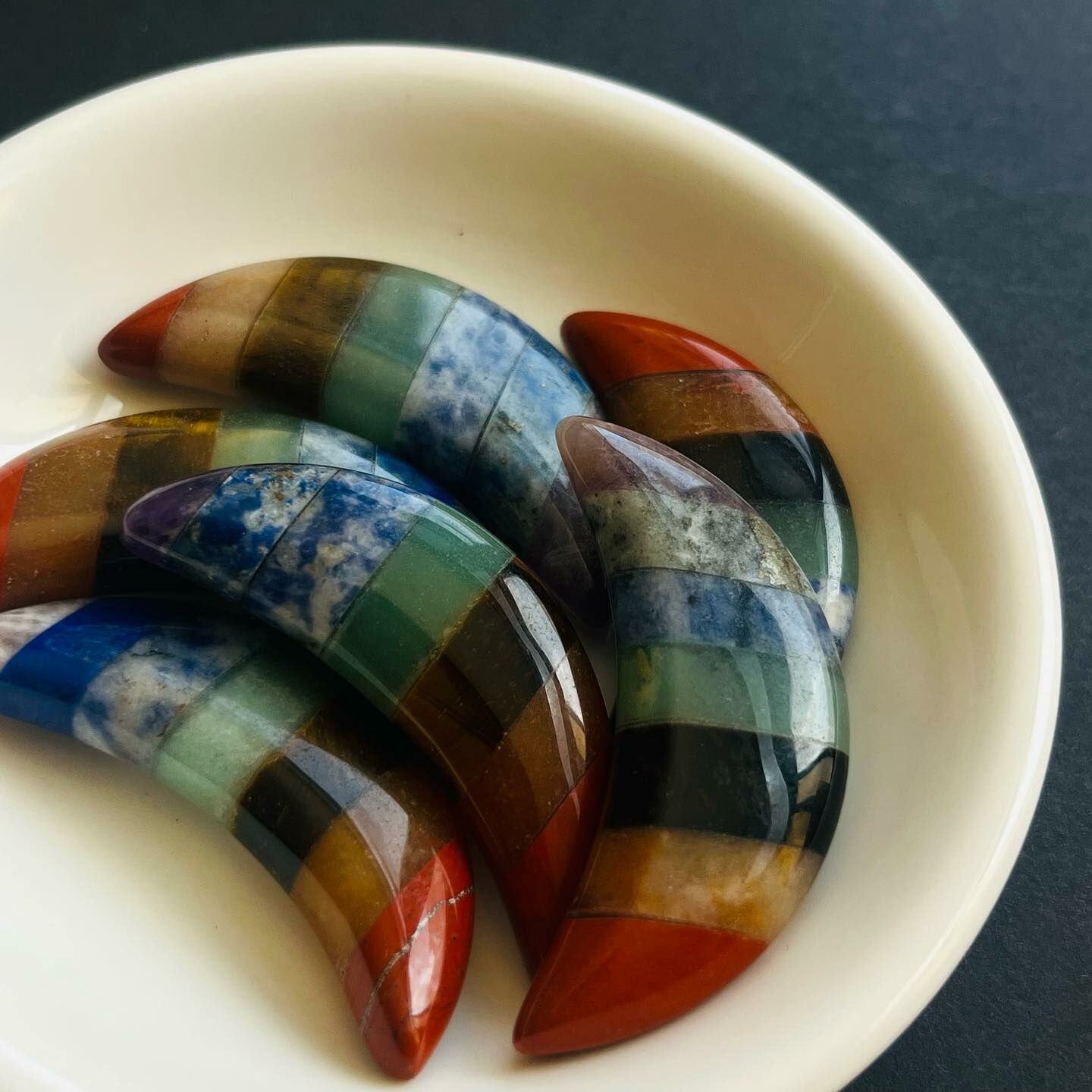 [原石] 七脈輪水晶月亮