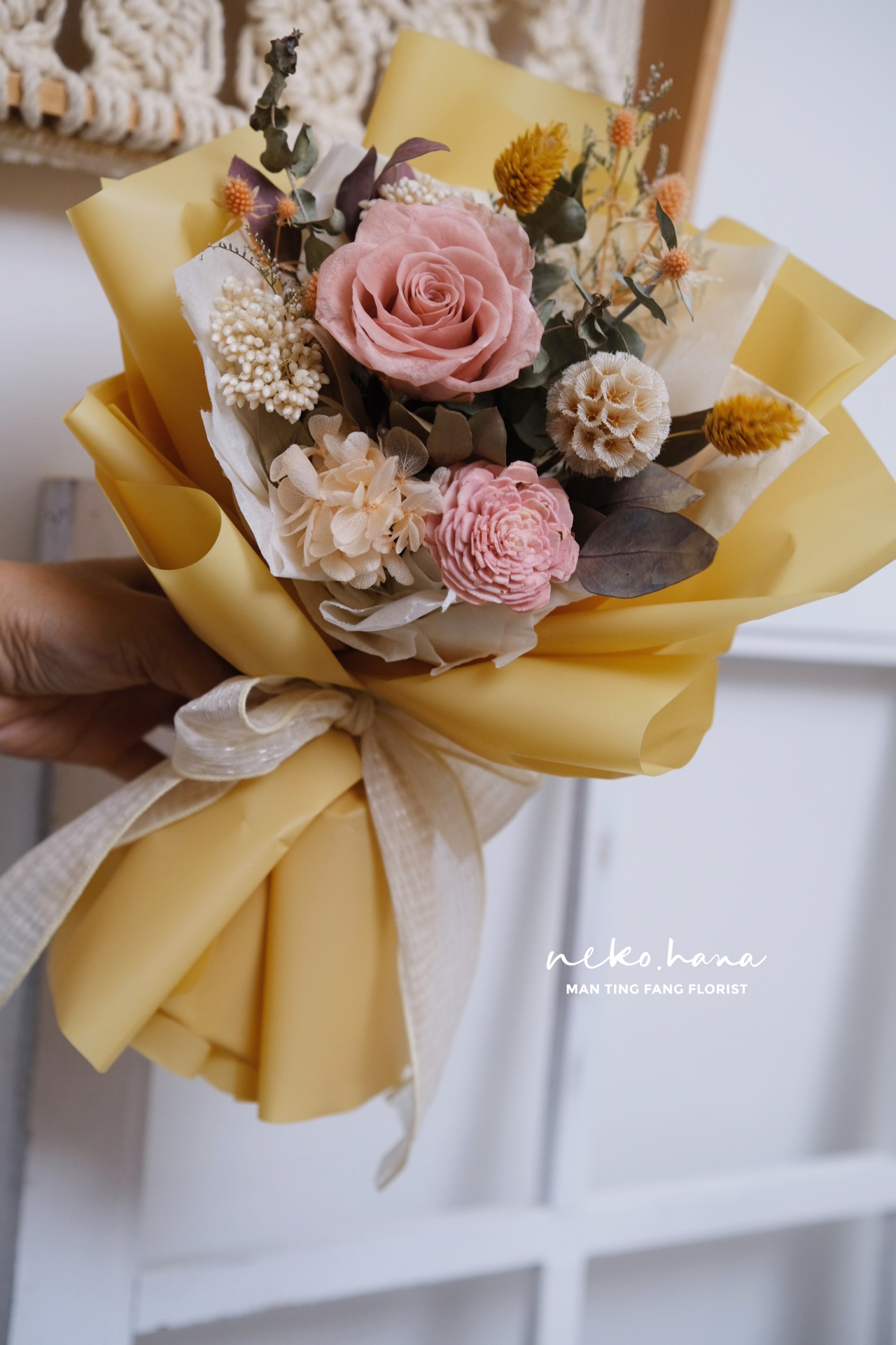 橘粉色永生花束